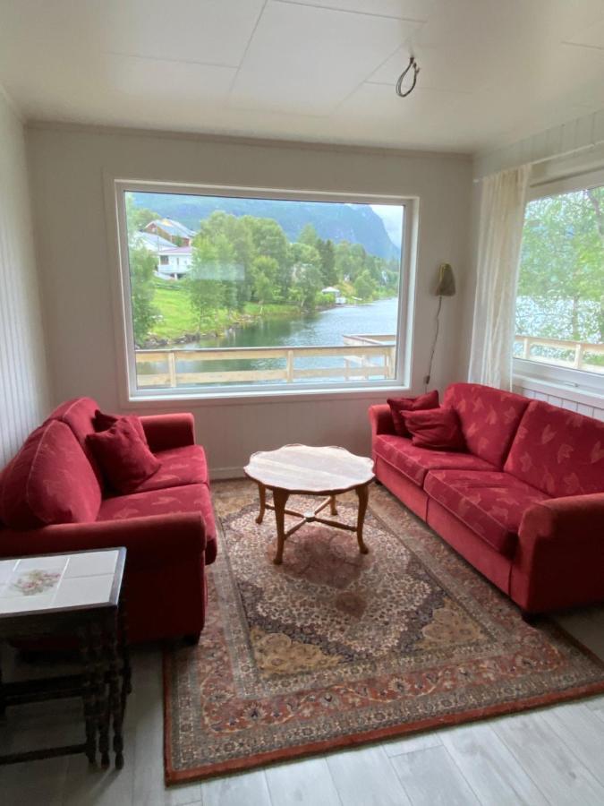 House On The Lake Bogen Exterior photo