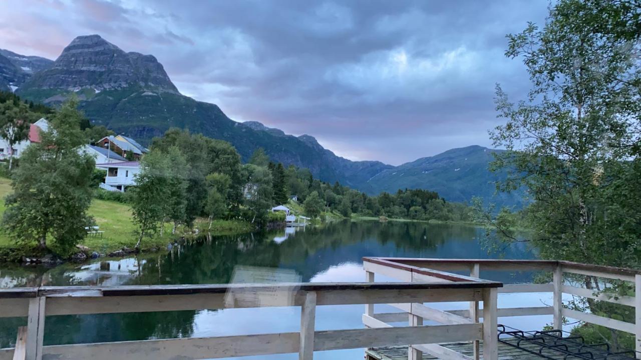 House On The Lake Bogen Exterior photo